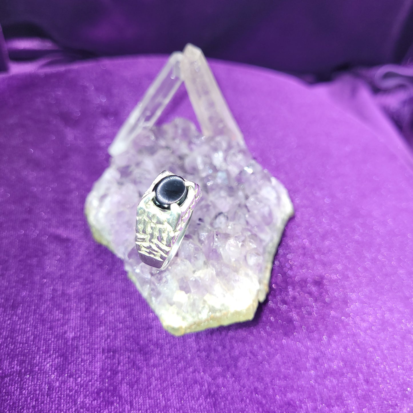 Wall of Protection Ring | Size 9.5 | Circle of Light Silver Ring with 7x9mm Black Onyx | 7.5g Shield Talisman