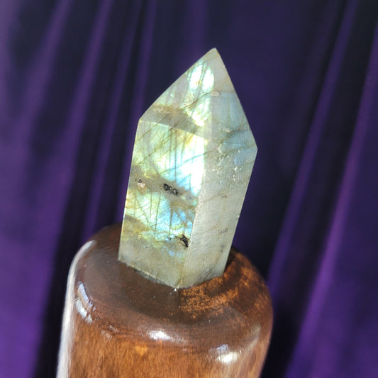 Light Bringer Reflection Staff – Madrone & Chatoyant Labradorite, 68.5”