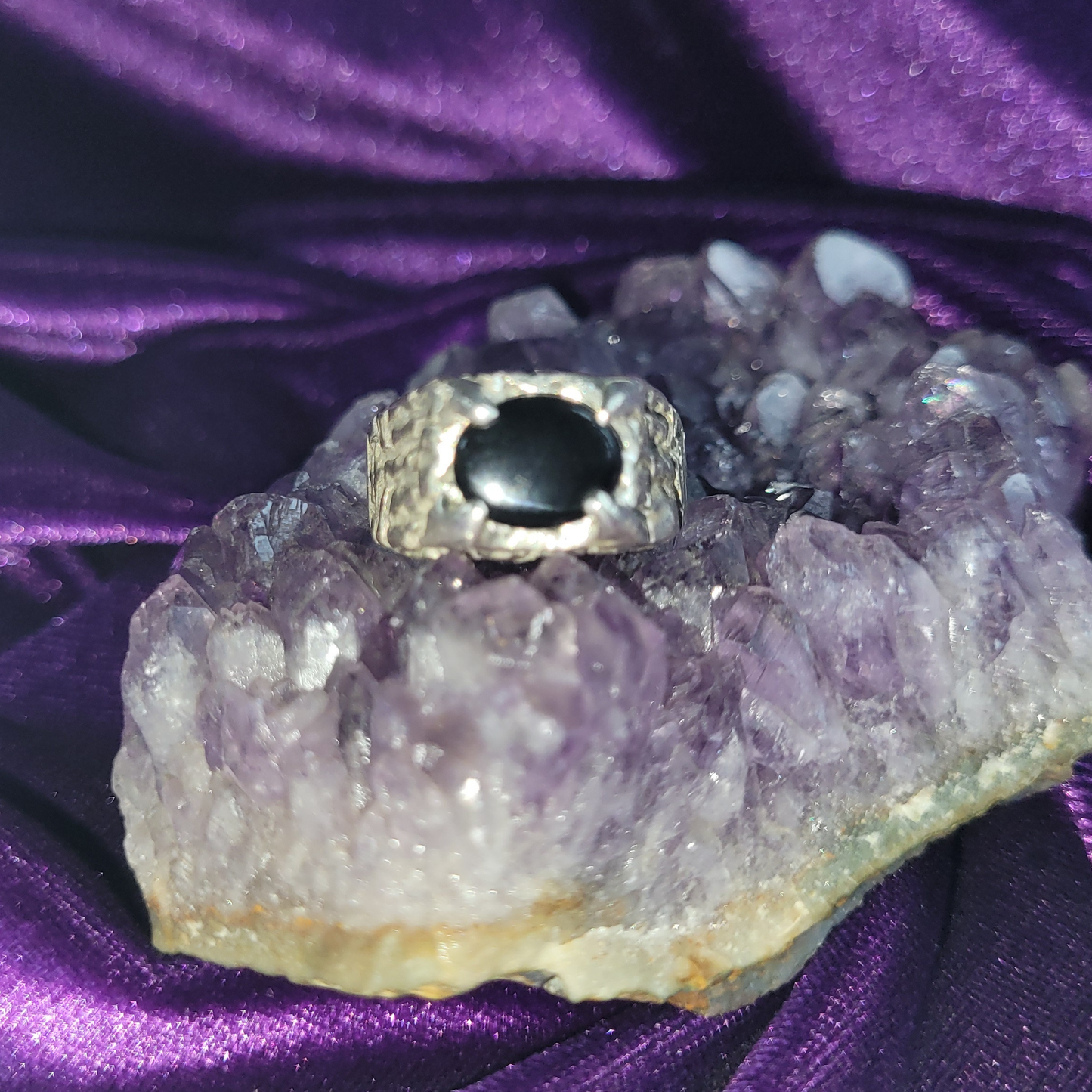 Wall of Protection Ring | Size 9.5 | Circle of Light Silver Ring with 7x9mm Black Onyx | 7.5g Shield Talisman